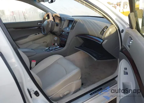 2013 Infiniti G37 Journey z USA, uszkodzony, nr VIN JN1CV6APXDM716287